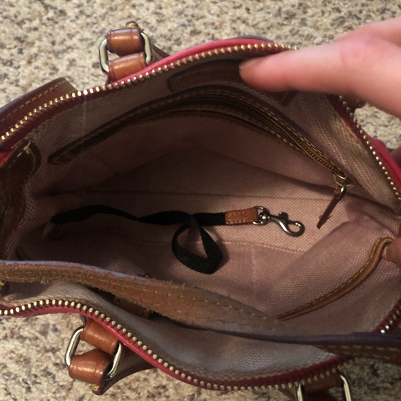 Dooney & Bourke pink shoulder bag - Picture 2 of 7